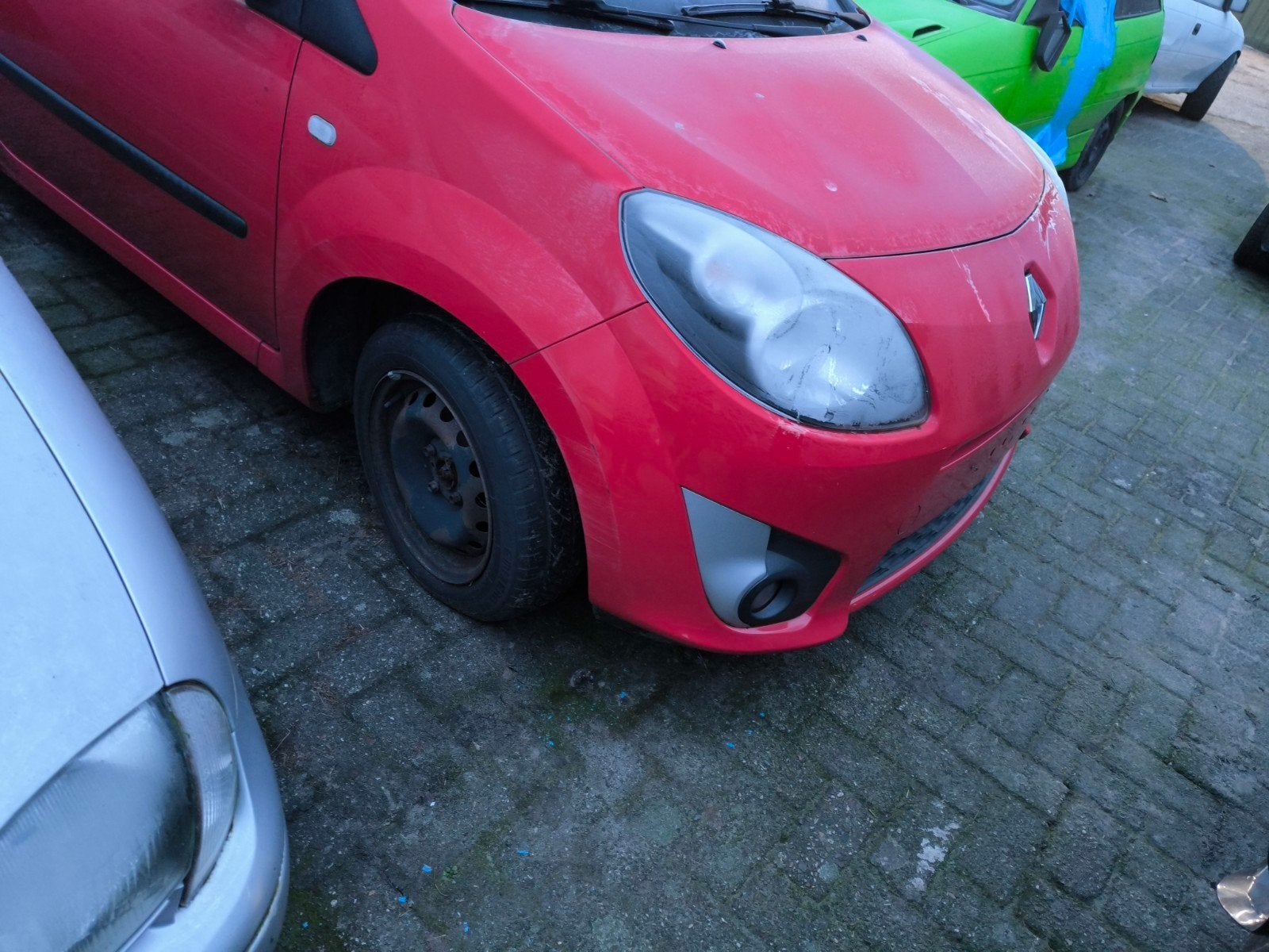 twingo voorbumper, Auto-onderdelen, Carrosserie en Plaatwerk, Ophalen, Bumper