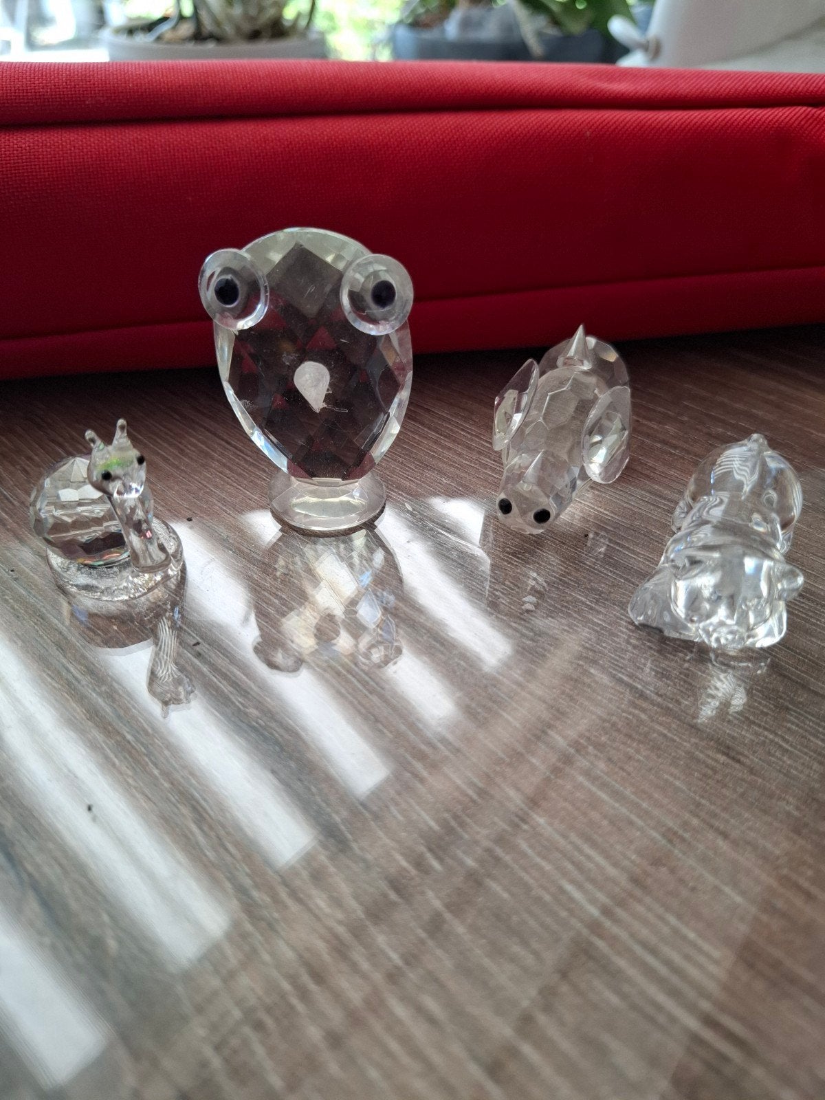 Set van 4 kristallen beeldjes, Ophalen