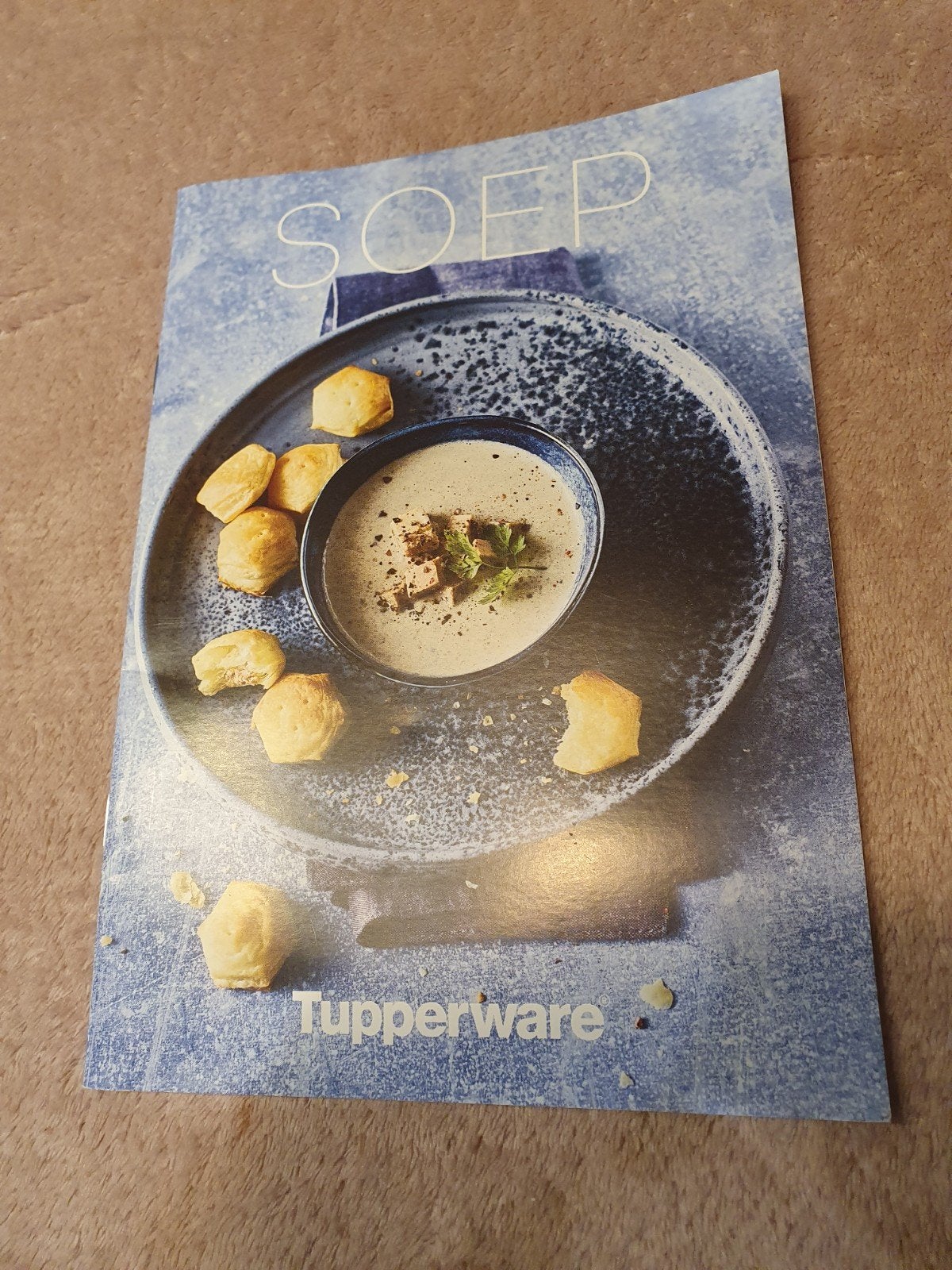 Tupperware Receptenboek Soep - Heerlijke Soeprecepten, Voorgerechten en Soepen, Ophalen of Verzenden, Zo goed als nieuw, Gezond koken