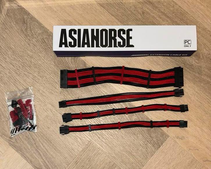 Asiahorse Kabel Extensions - Rood/Zwart - Zo goed als nieuw, Computers en Software, Ophalen of Verzenden, Zo goed als nieuw