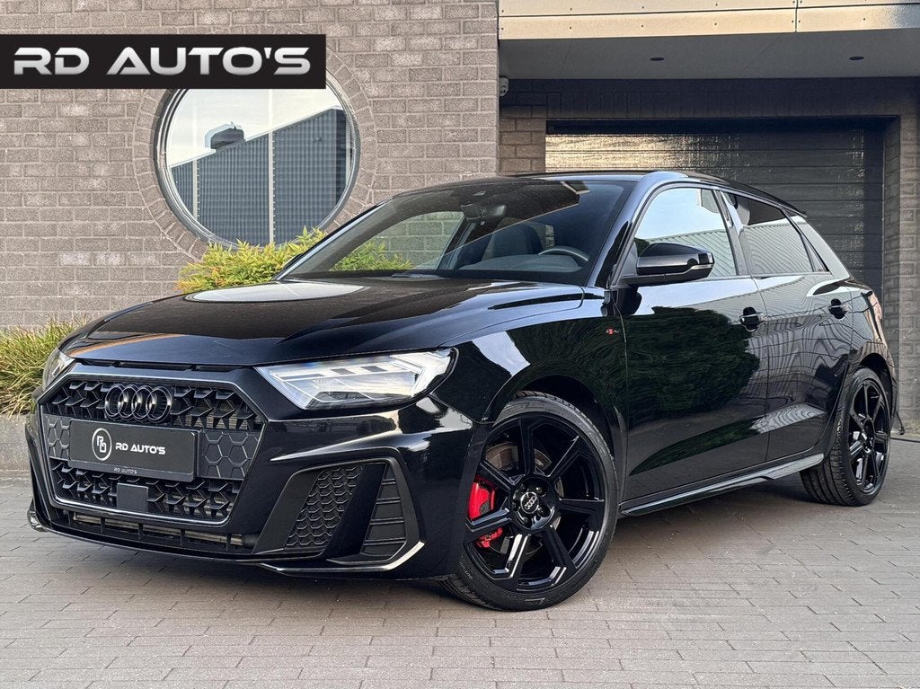 Audi A1 Sportback 40 TFSI S Line 1e Eigenaar B&O Sfeerverlic, 4 cilinders, 1984 cc, Zwart, Bedrijf