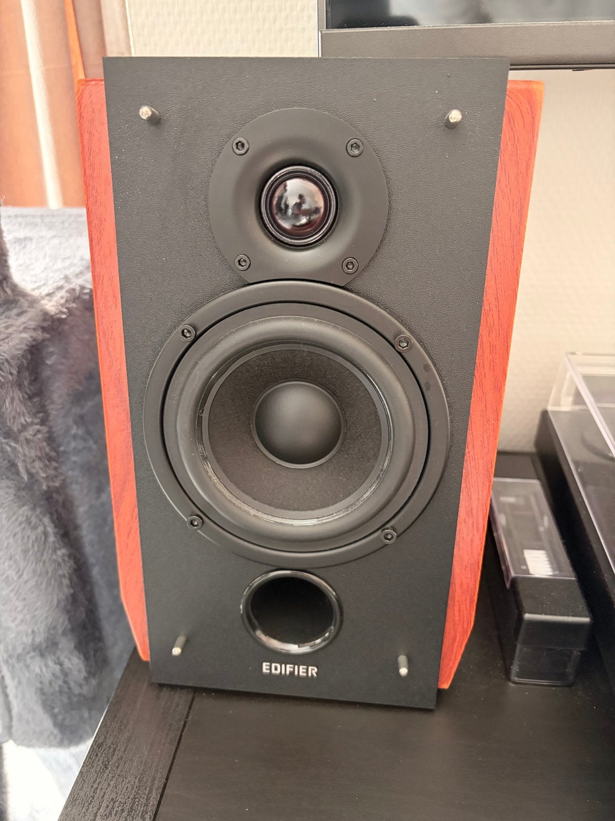 EDIFIER R1700BT Bluetooth Speakers