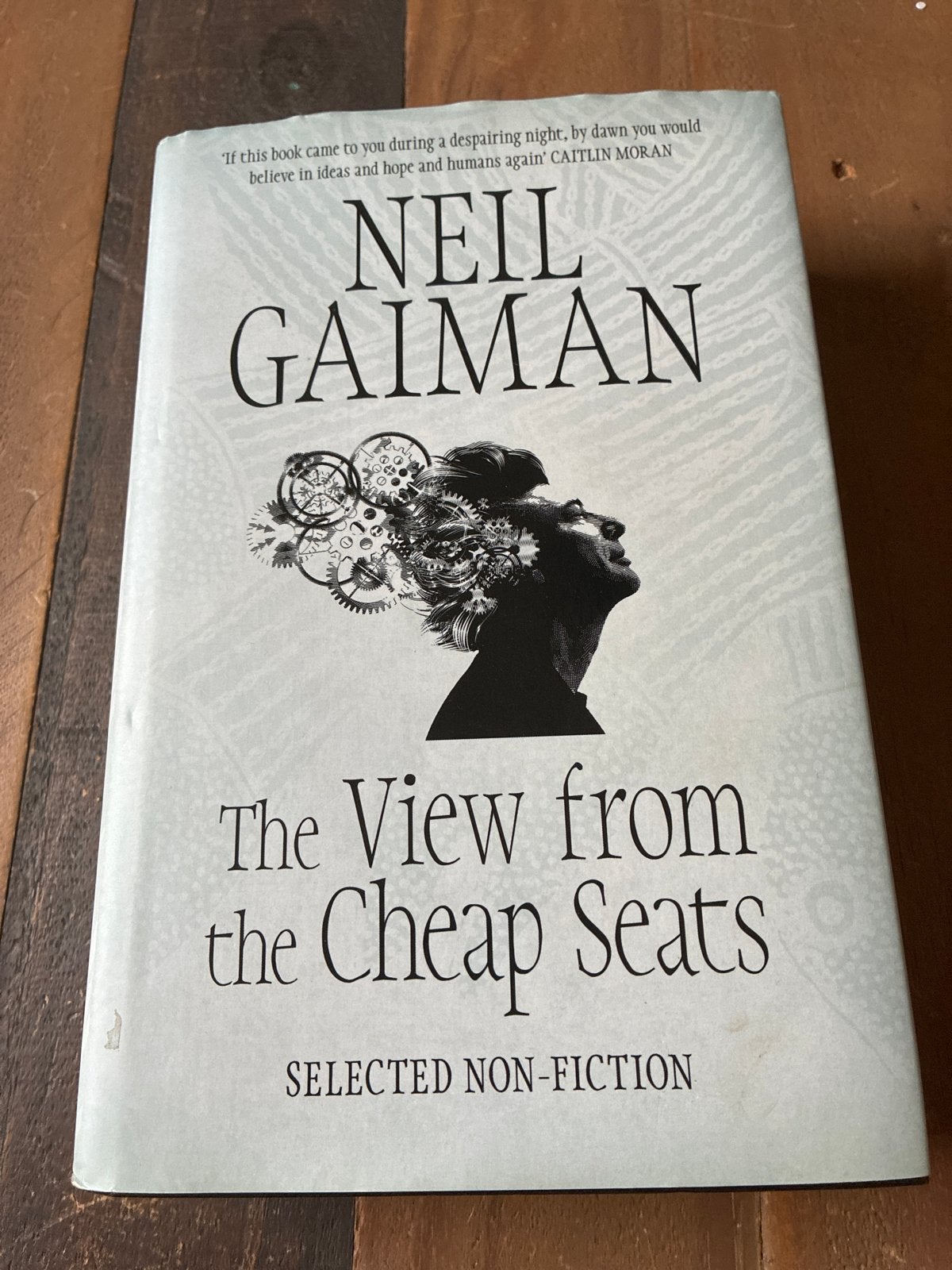 The View from the Cheap Seats - Neil Gaiman (Engels), Boeken, Ophalen of Verzenden, Gelezen, Europa overig