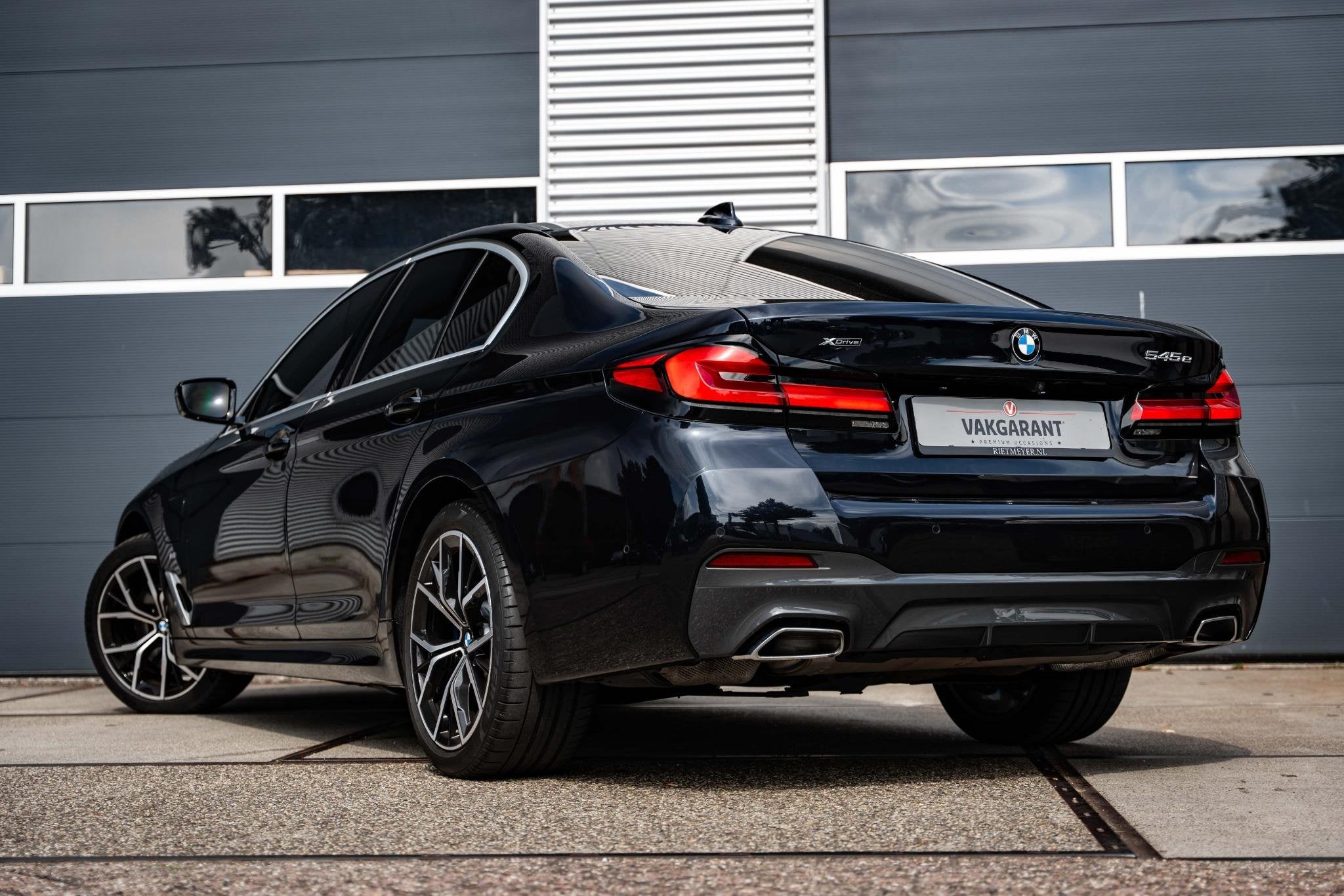 BMW 5-serie 545e xDrive M-sport High Executive |Sfeer |Alcan, 12 maanden, Gebruikt, Euro 6, 394 pk
