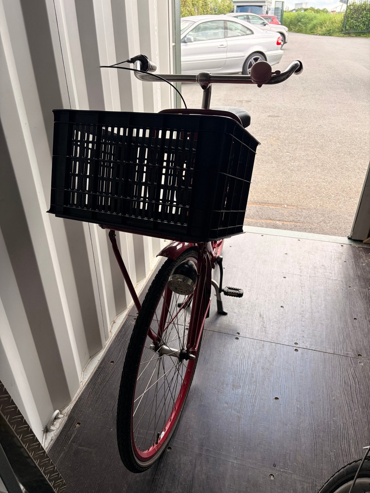 Rode Cortina damesfiets 28 inch met krat, Terugtraprem, Versnellingen, Ophalen, Overige merken