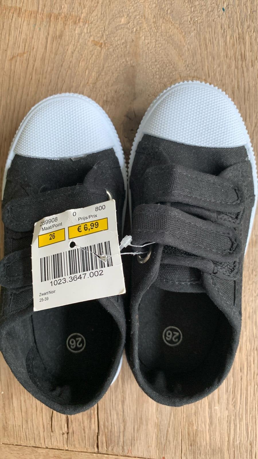 Gymschoenen maat 26 nieuw, Kinderen en Baby's, Kinderkleding | Schoenen en Sokken, Nieuw, Ophalen of Verzenden, Jongen of Meisje