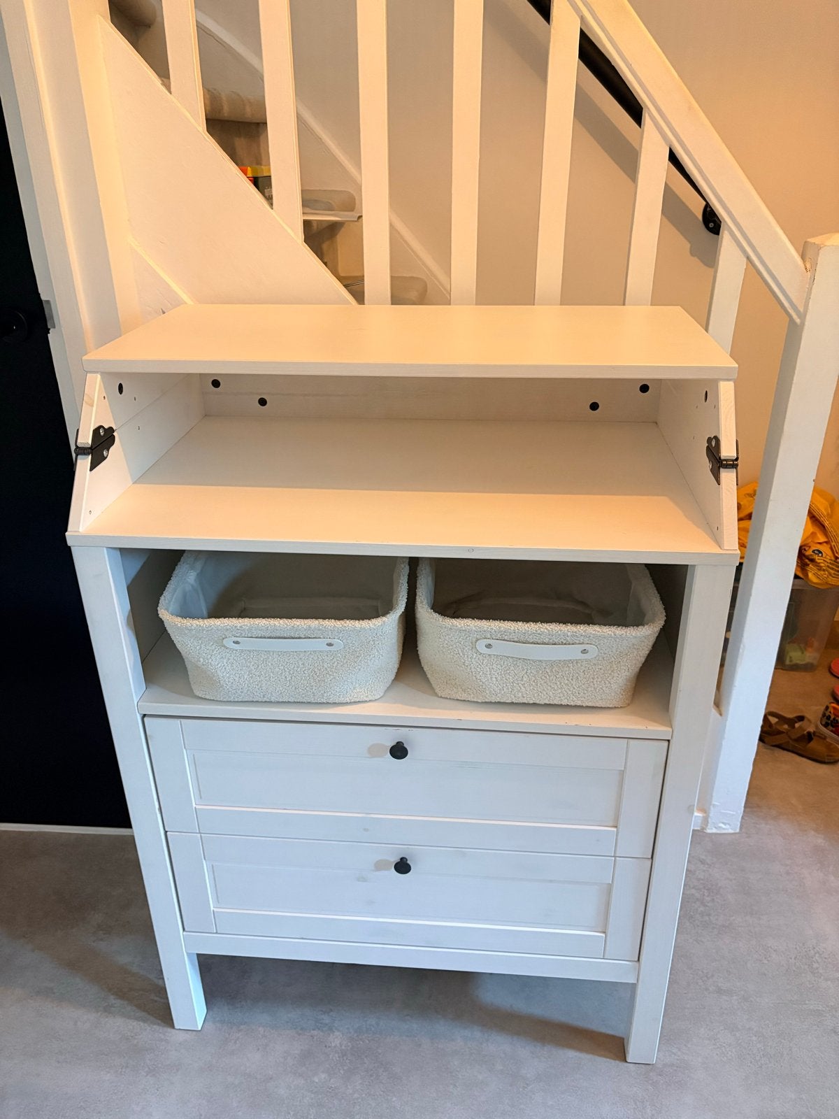 IKEA Sundvik commode met 2 manden, Kinderen en Baby's, Kinderkamer | Commodes en Kasten, Zo goed als nieuw, Commode, 90 tot 105 cm