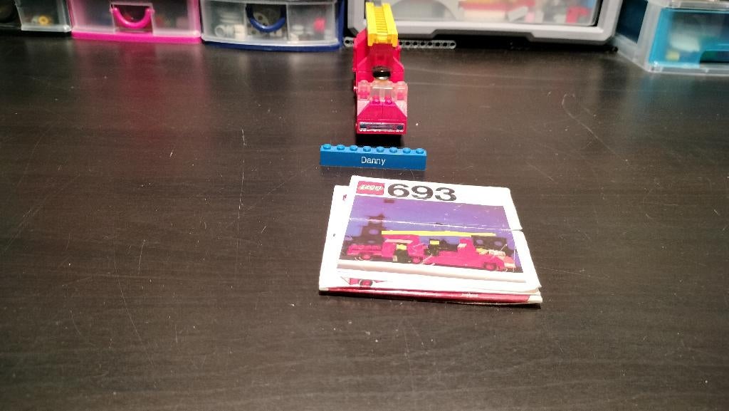 Lego 693 Fire Engine with Men, Compleet, Gebruikt, Lego, Ophalen of Verzenden