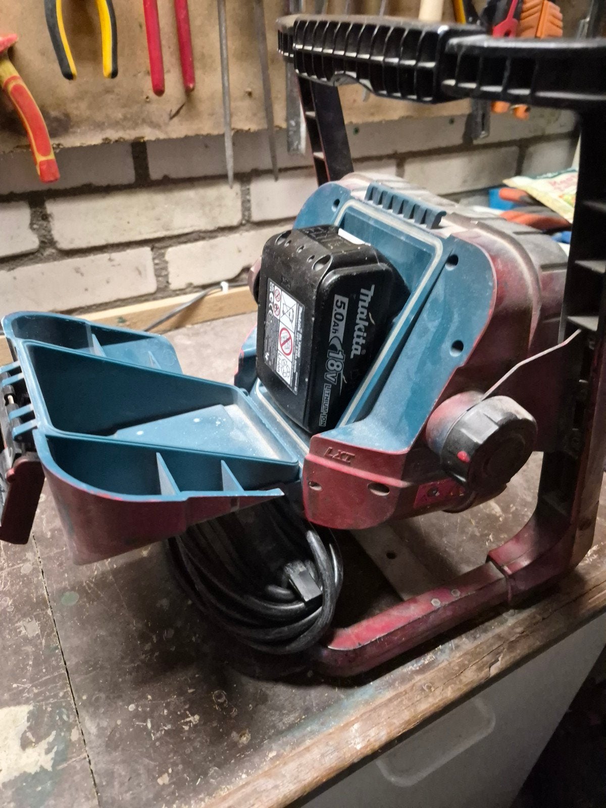 makita bouw/ledlamp, Ophalen, Gebruikt, Minder dan 600 watt, Overige typen