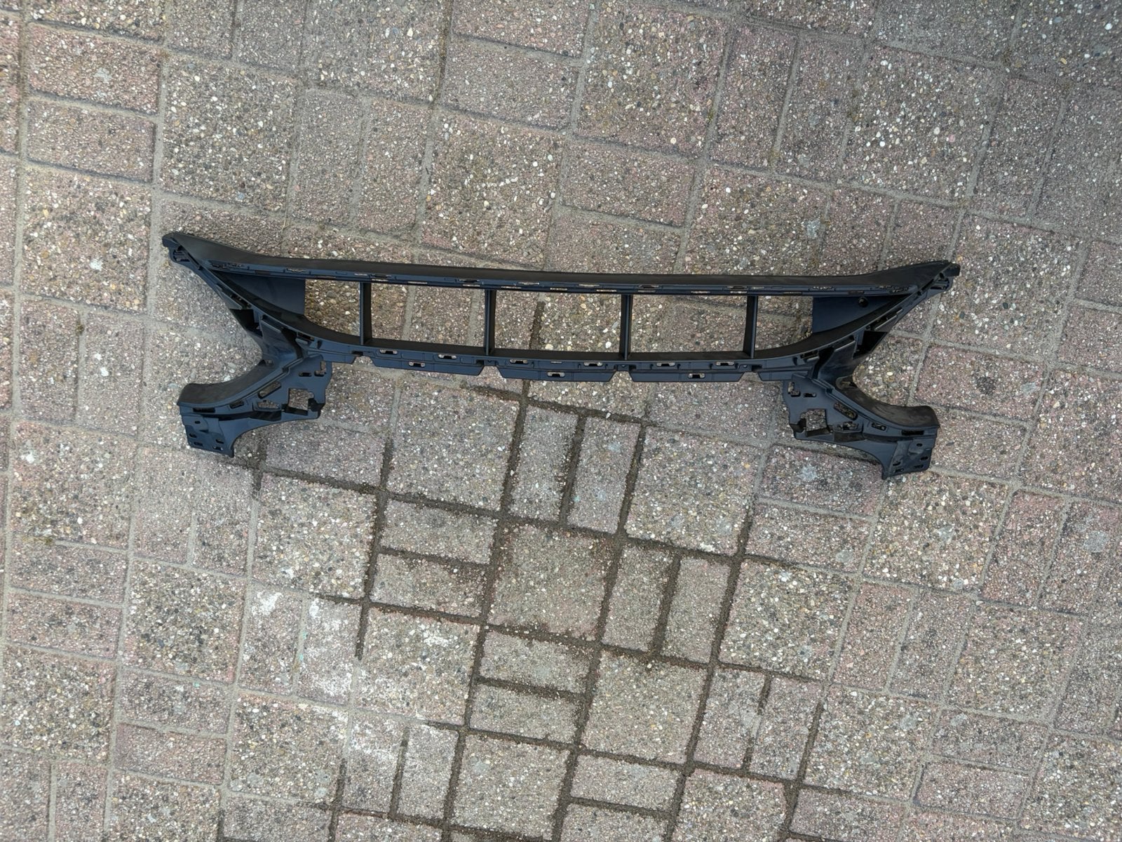 Mercedes w204 bumper drager, Ophalen of Verzenden, Zo goed als nieuw