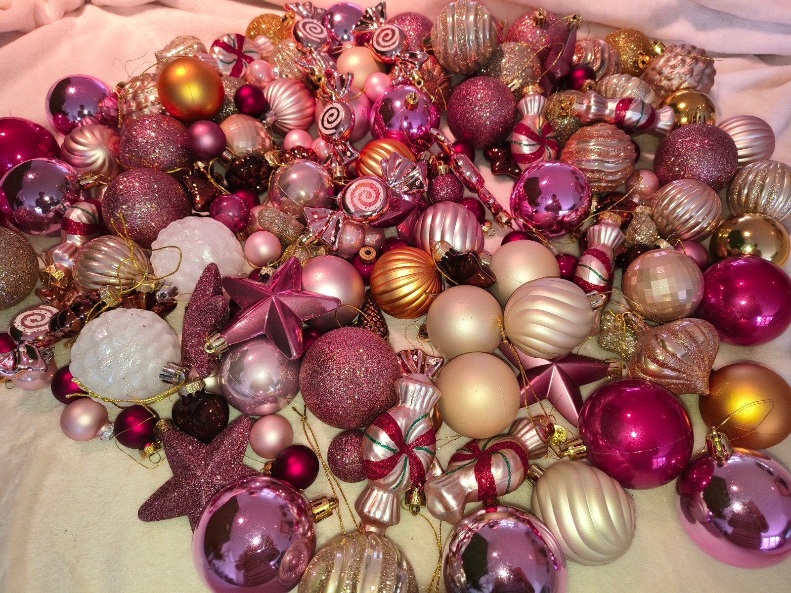 Luxe kerstballenmix roze, goud en champagne – diverse vormen, Ophalen of Verzenden, Nieuw