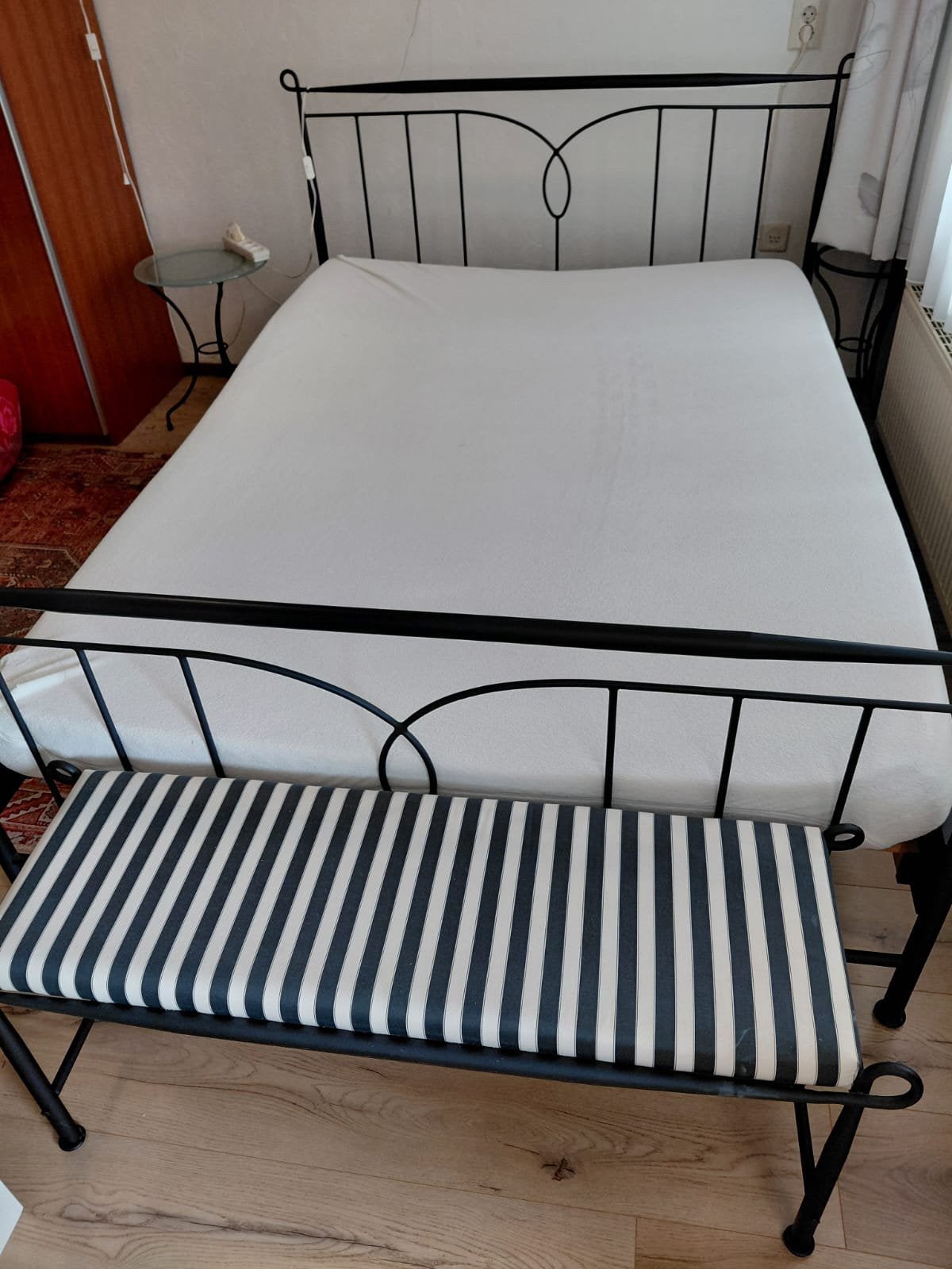 Tweepersoonsbed 140 bij 200, Ophalen, Tweepersoons, 140 cm, Zo goed als nieuw