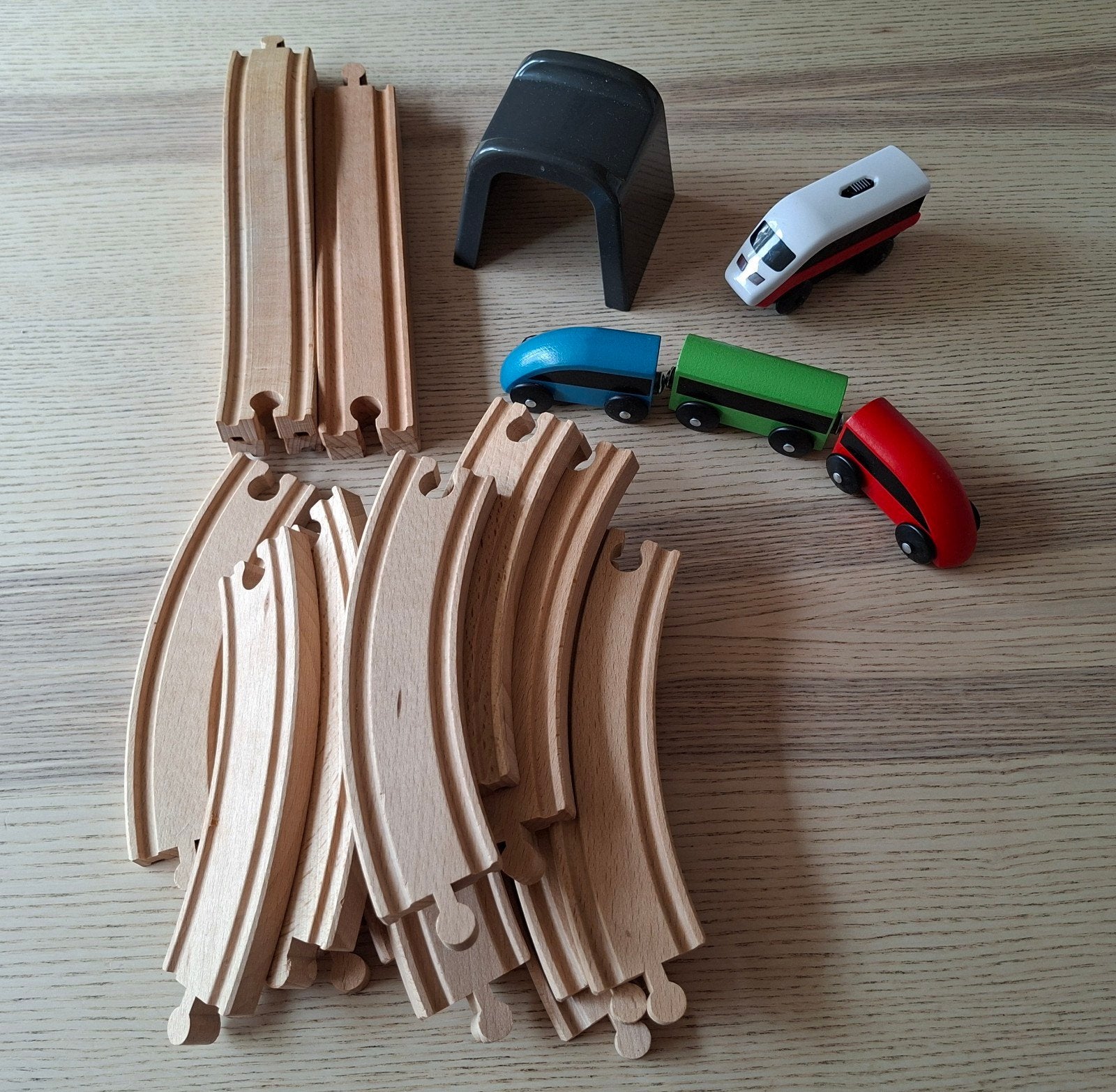 Lillabo Ikea treinbaan + logomotief op batterijen, Ophalen of Verzenden, Zo goed als nieuw