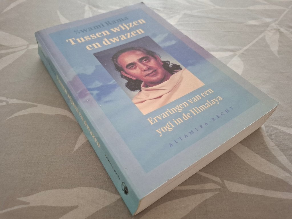 SWAMI RAMA: Tussen Wijzen en Dwazen, Gelezen, Achtergrond en Informatie, Ophalen of Verzenden, Overige onderwerpen