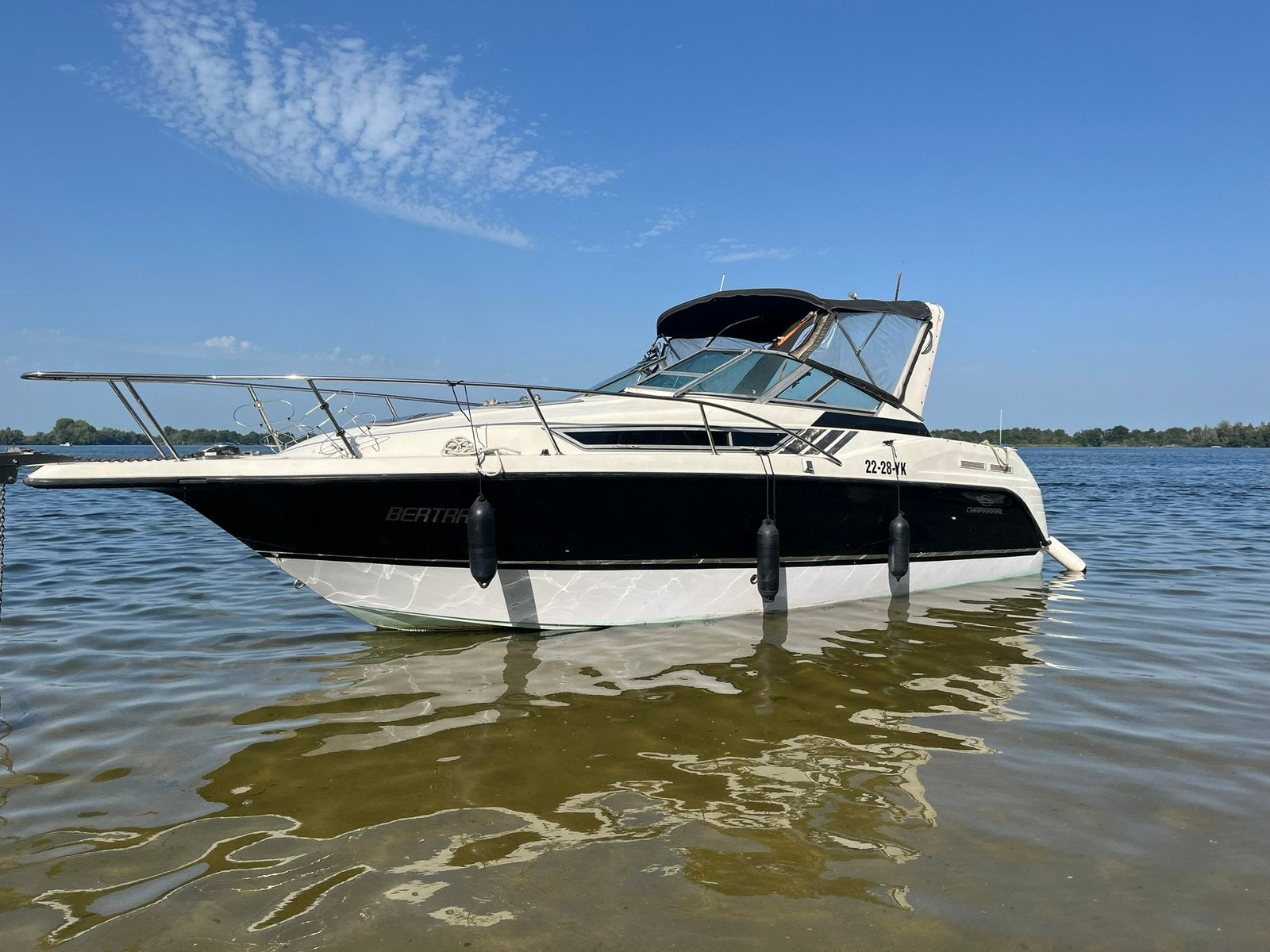 Chaparal  27   Speedcruiser, Watersport en Boten, Binnenboordmotor, Elektrische start, Overige typen, Ophalen of Verzenden