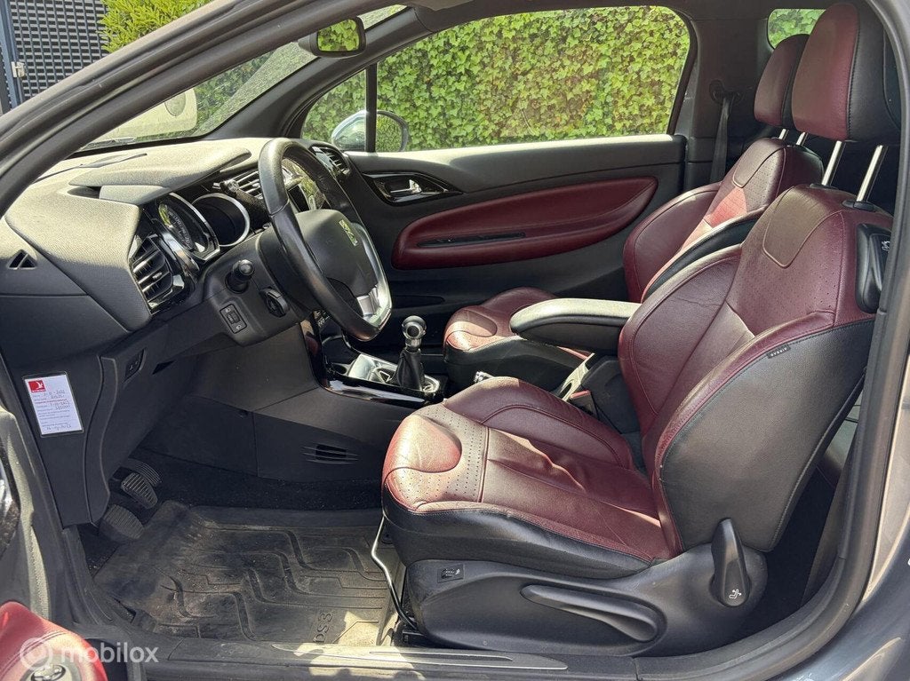Citroen DS3 1.6 e-HDi So Chic ONLY EXPORT LEER / NAVI / CRUI, Auto's, Citroën, Voorwielaandrijving, Euro 5, Gebruikt, 4 cilinders