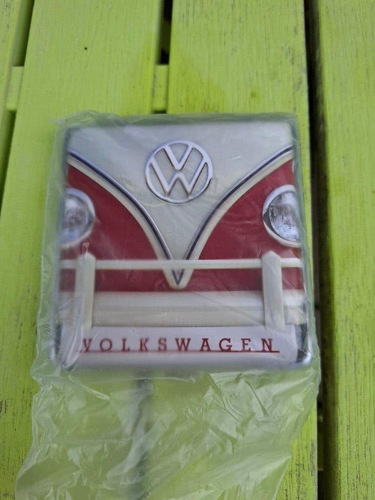 Nieuw authentiek sigarettendoosje / sigarendoosje Volkswagen, Verzamelen, Rookartikelen, Aanstekers en Luciferdoosjes, Ophalen of Verzenden