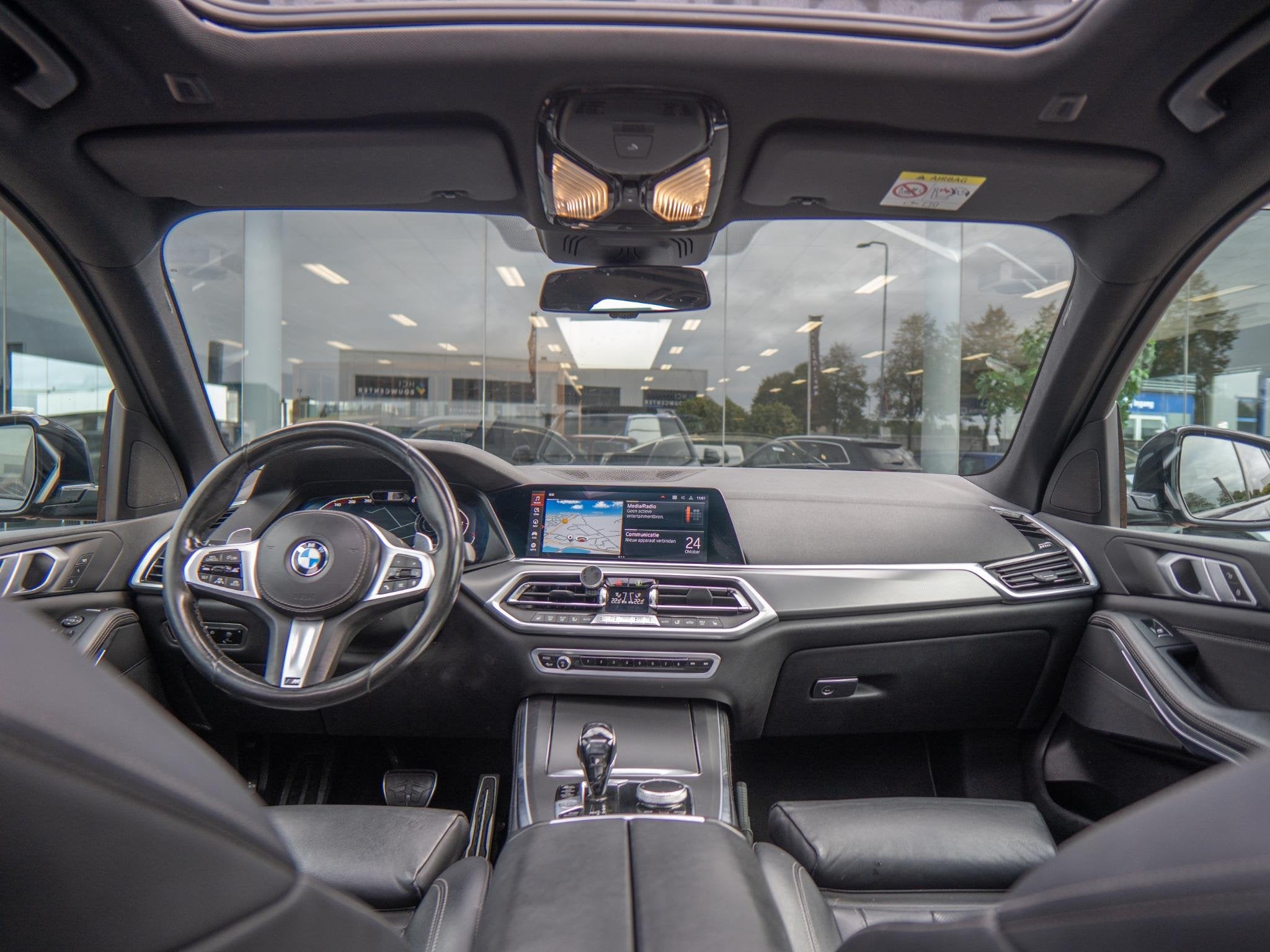 BMW X5 xDrive30d High Executive | Pano | Hud | 360° camera, Gebruikt, 2993 cc, 255 €/maand, Leder