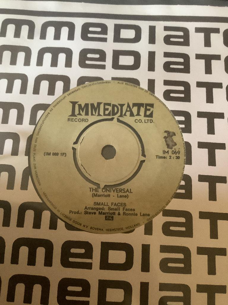 The Small Faces - The Universal, Gebruikt, 7 inch, Ophalen of Verzenden, Beschermende buitenhoes