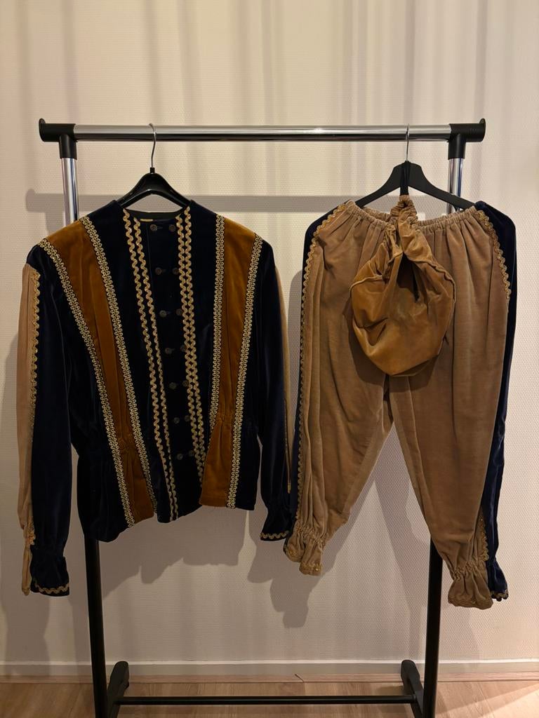 TE KOOP: Handgemaakt pietenpak - maat L, Verzenden, Gebruikt