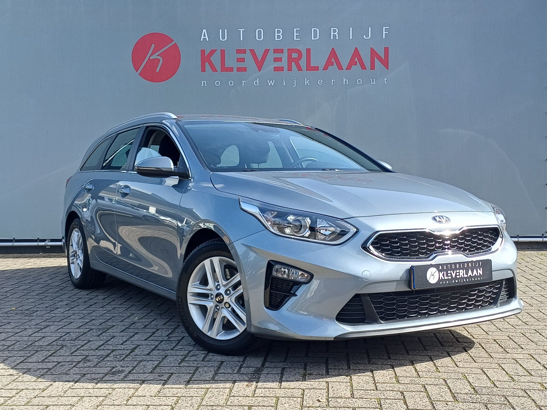 Kia Ceed Sportswagon 1.0 T-GDi DynamicLine | CAMERA | APPLE, Voorwielaandrijving, Stof, Gebruikt, Verwarmde buitenspiegels