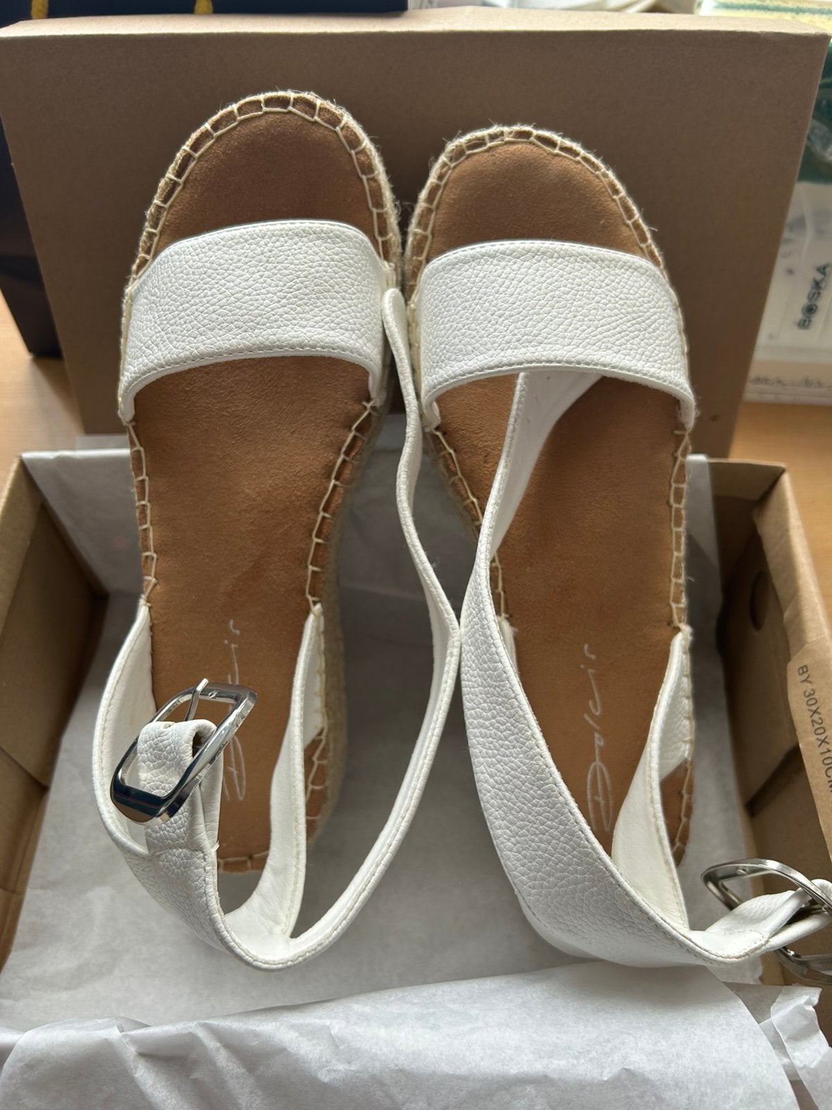 Brand new Dolcis sandals, Wit, Nieuw, Sandalen of Muiltjes, Ophalen of Verzenden