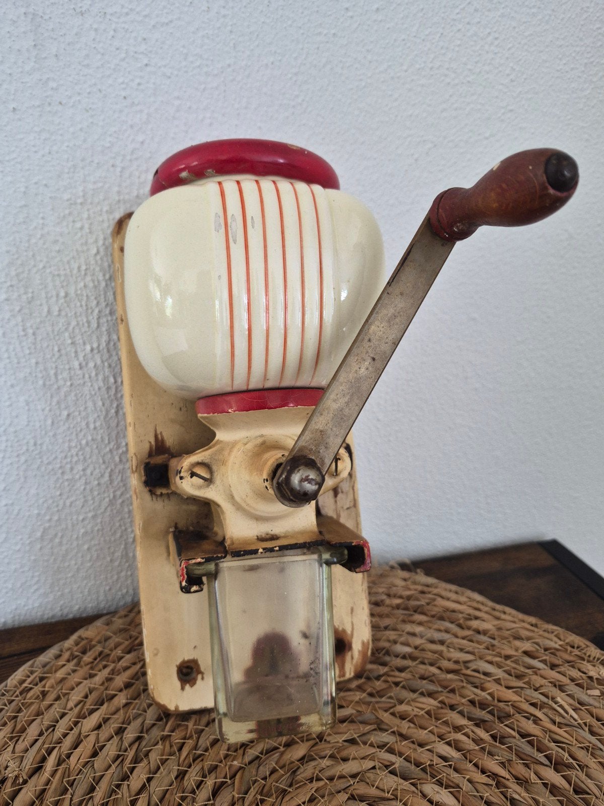 Vintage wand Koffiemolen, Antiek en Kunst, Antiek | Keukenbenodigdheden, Ophalen of Verzenden