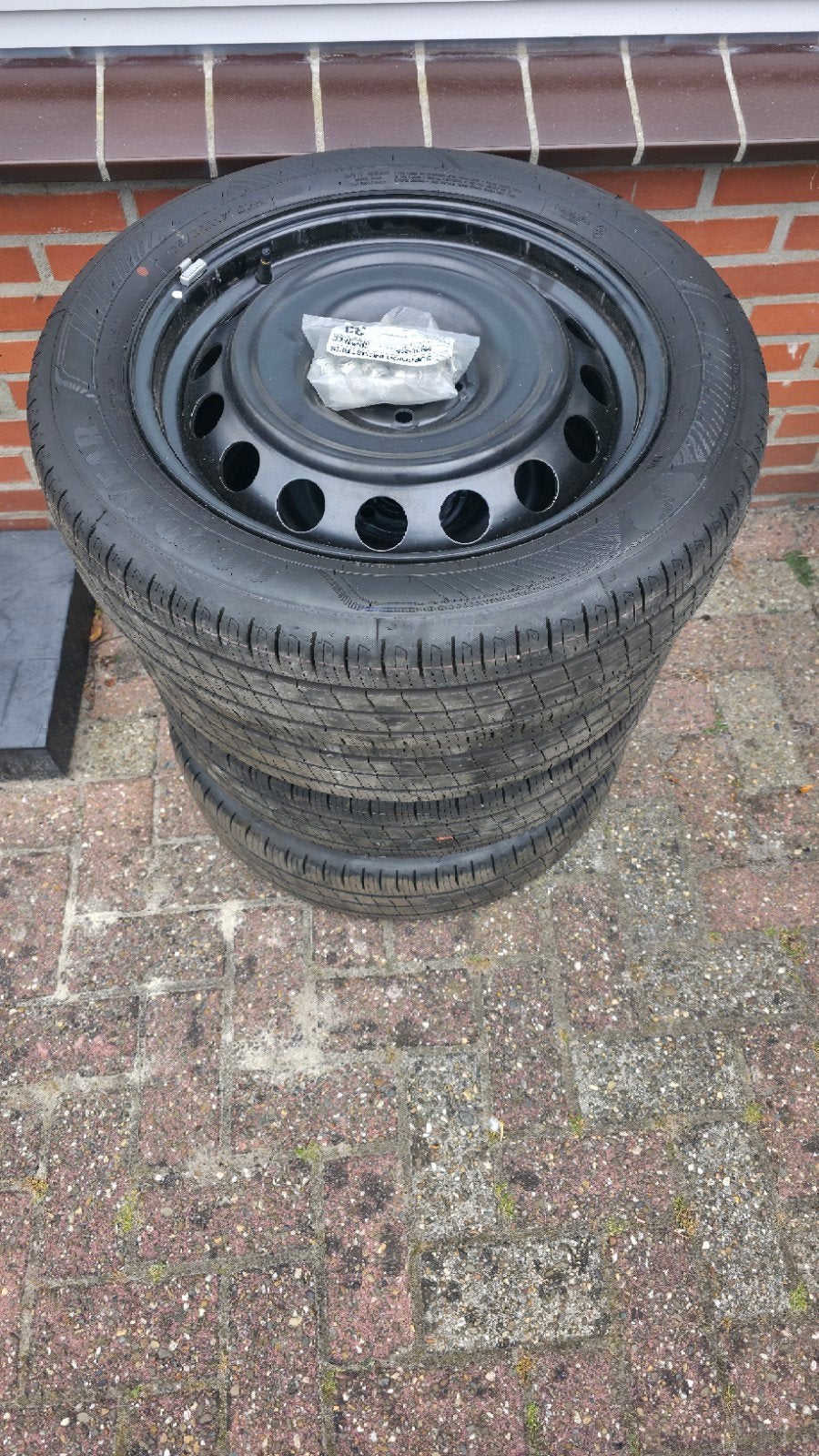 Toyota 5x100 17 inch stalen velgen met nieuwe banden, Auto-onderdelen, Banden en Velgen, Gebruikt, 175 mm, Banden en Velgen, 17 inch