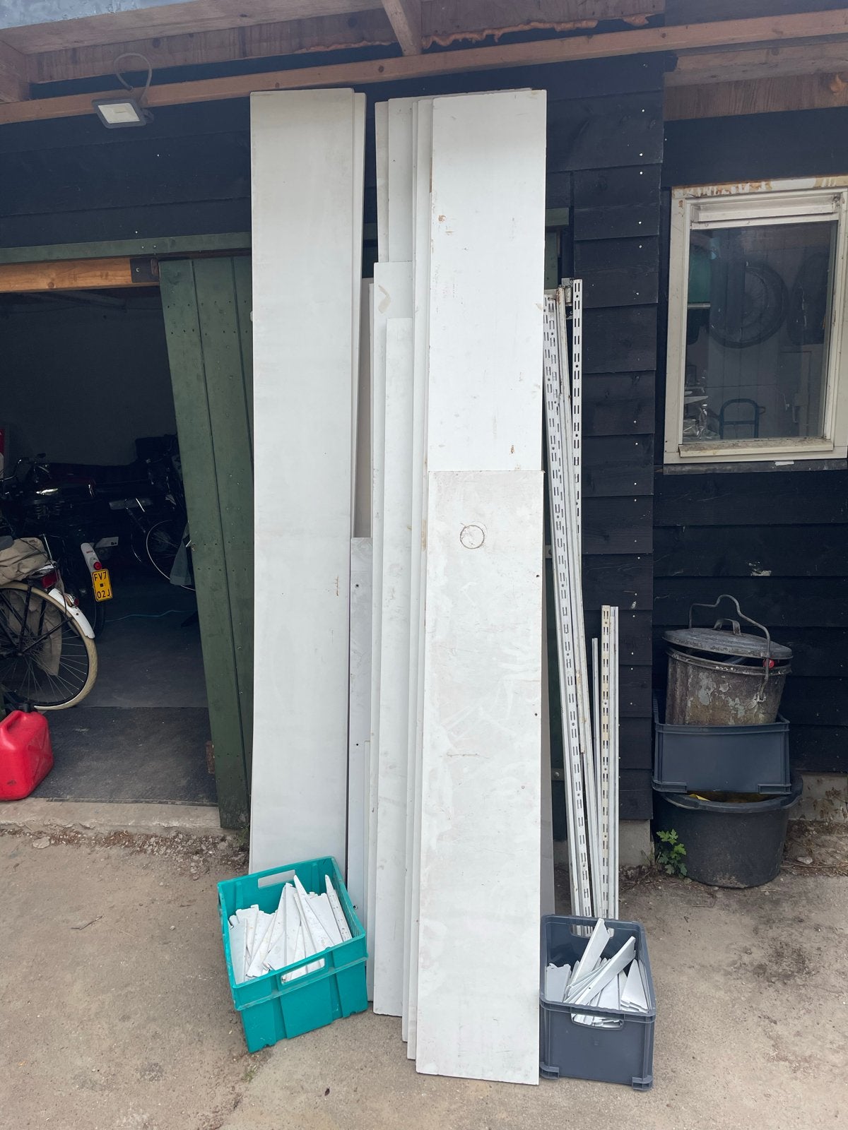 Planken stelling systeem met haken, planken en rails, Ophalen of Verzenden, Gebruikt