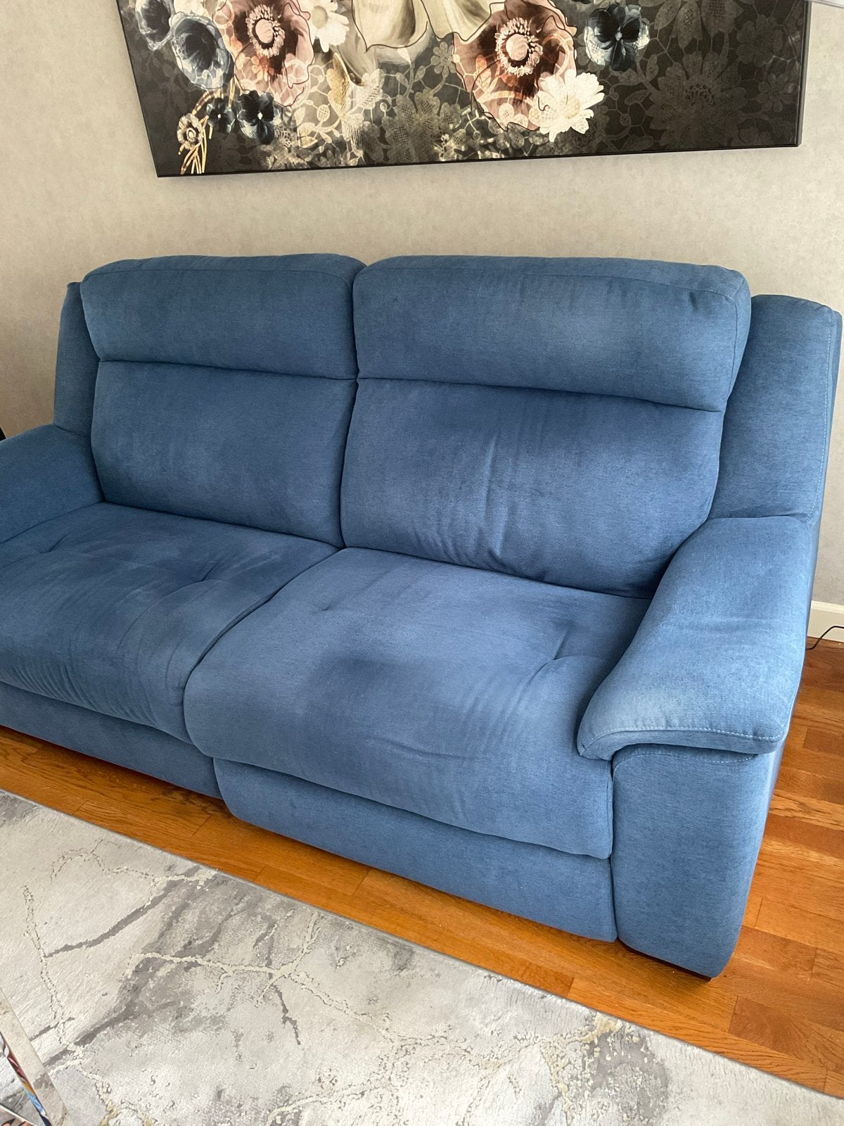 Comfortabele 2-zitsbank met relaxfunctie - Blauw, Huis en Inrichting, Banken | Bankstellen, Ophalen, Gebruikt, 150 tot 200 cm