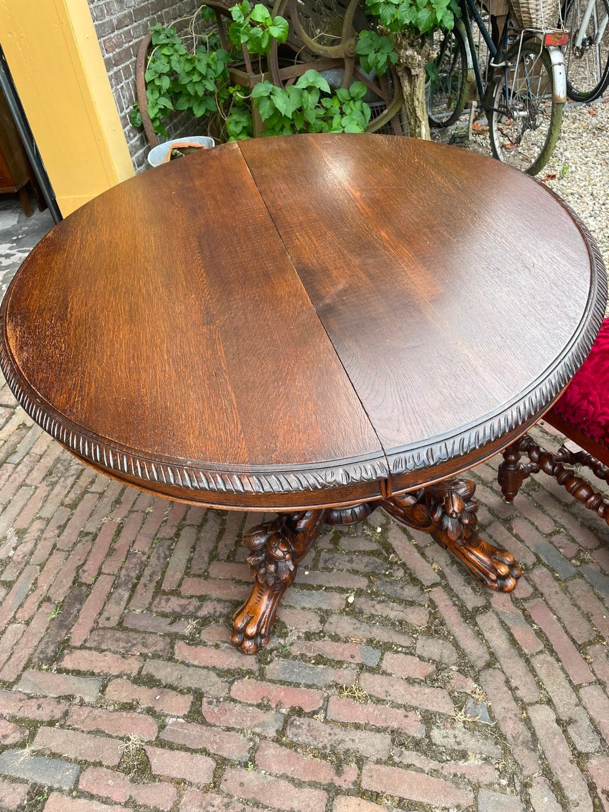 Eettafel en 4 stoelen barok, Ophalen