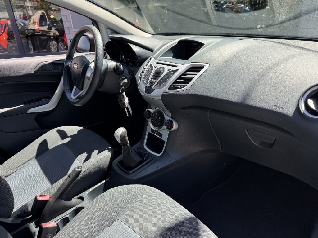 Ford Fiesta 1.25 Limited 5Drs Airco Nieuwe apk (bj 2012), Auto's, Ford, Euro 5, 1242 cc, 4 cilinders, 60 pk