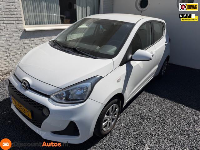 Hyundai I10 1.0i Comfort, Voorwielaandrijving, Gebruikt, 4 stoelen, Wit