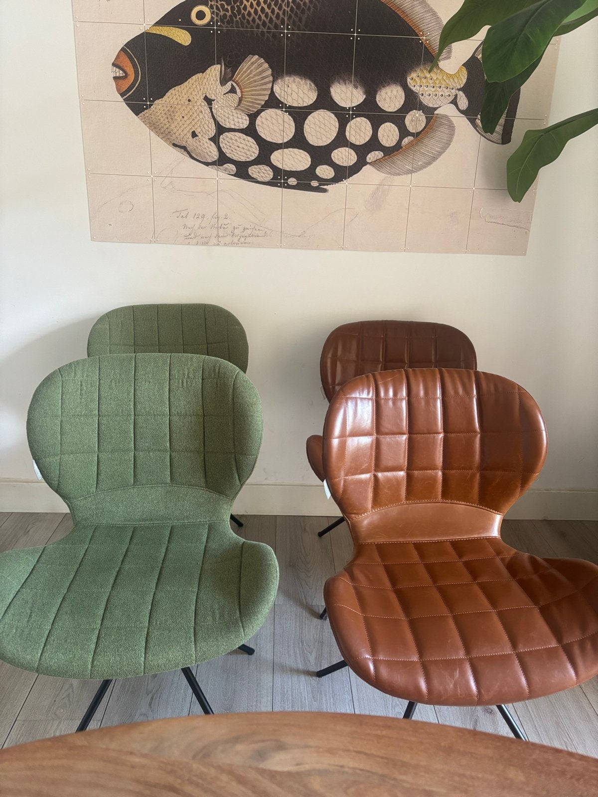 Zuiver OMG Stoelen - Set van 4 (2x groen, 2x bruin), Huis en Inrichting, Stoelen, Ophalen, Kunststof, Overige kleuren, Zo goed als nieuw