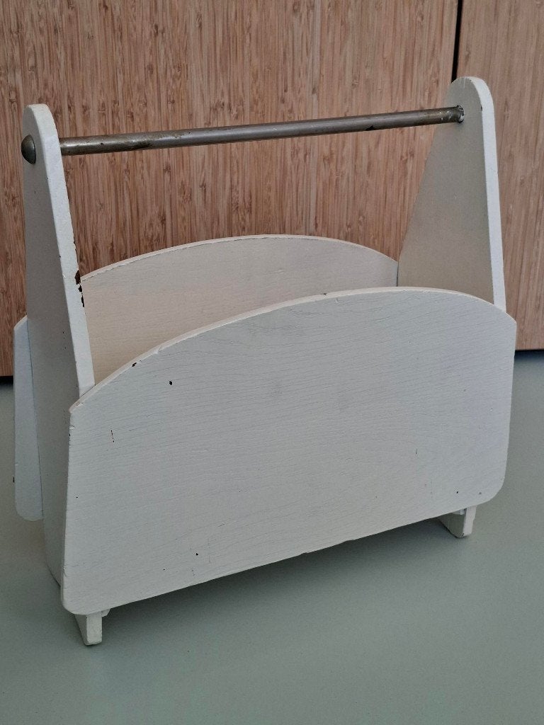 vintage mid century lectuurbak platenbak brocante jaren 5060, Gebruikt, Met handvat, Tijdschriftenrek, Hout