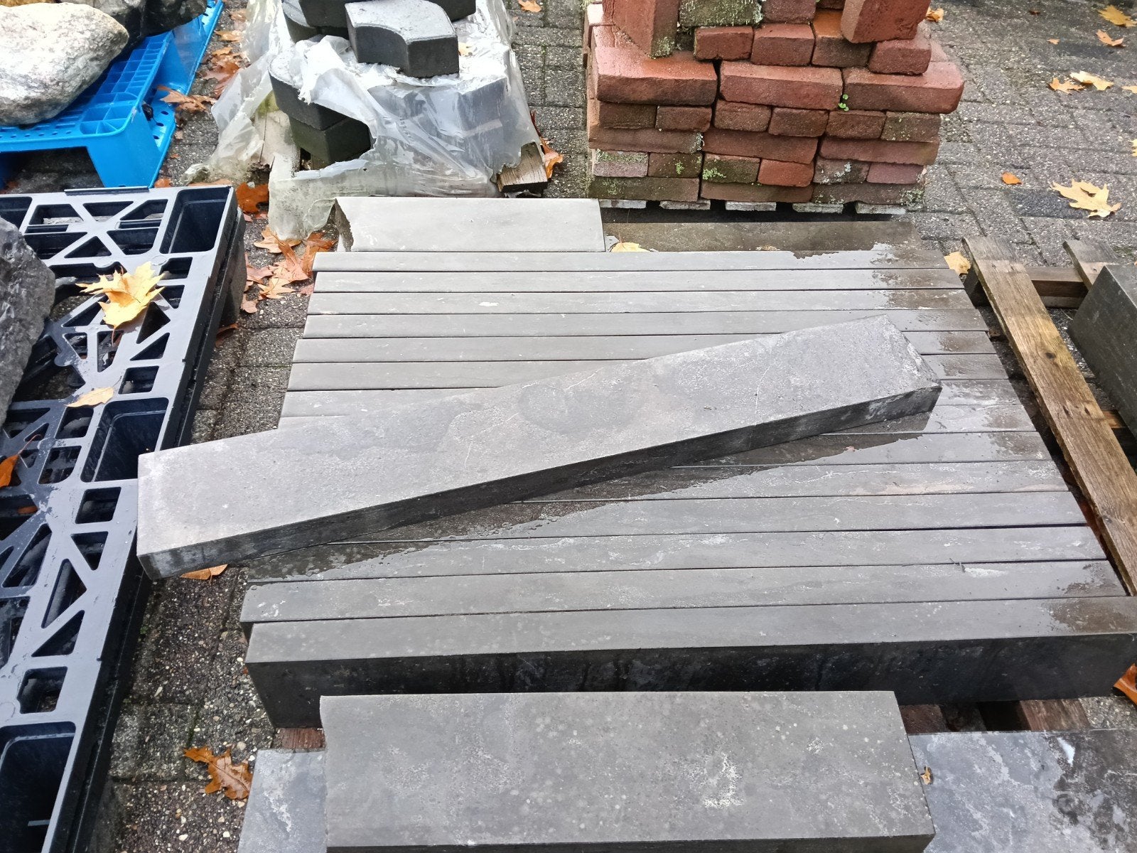 hardsteen opsluitband, Tuin en Terras, Ophalen, 100 tot 200 cm, Zo goed als nieuw, Natuursteen