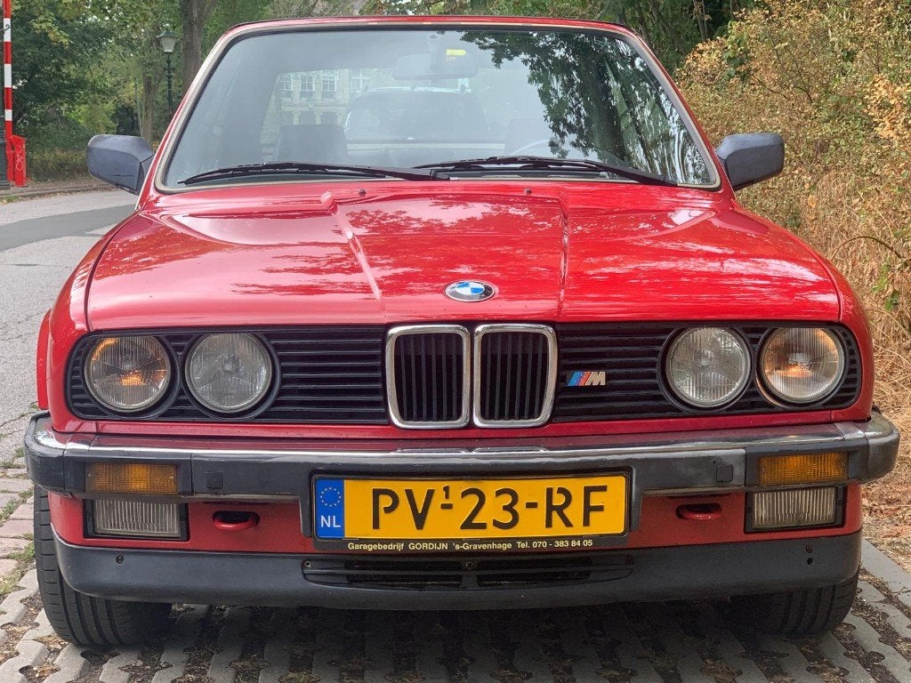 BMW 3-Serie 2.5 I 325 Cabriolet AUT 1986 Rood, Automaat, Achterwielaandrijving, Zwart, 2494 cc