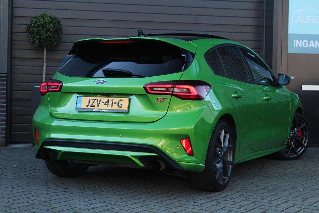 Ford Focus 2.3 EcoBoost ST-X | Panorama-dak | Winterpack | F, Stof, Gebruikt, 4 cilinders, 2261 cc