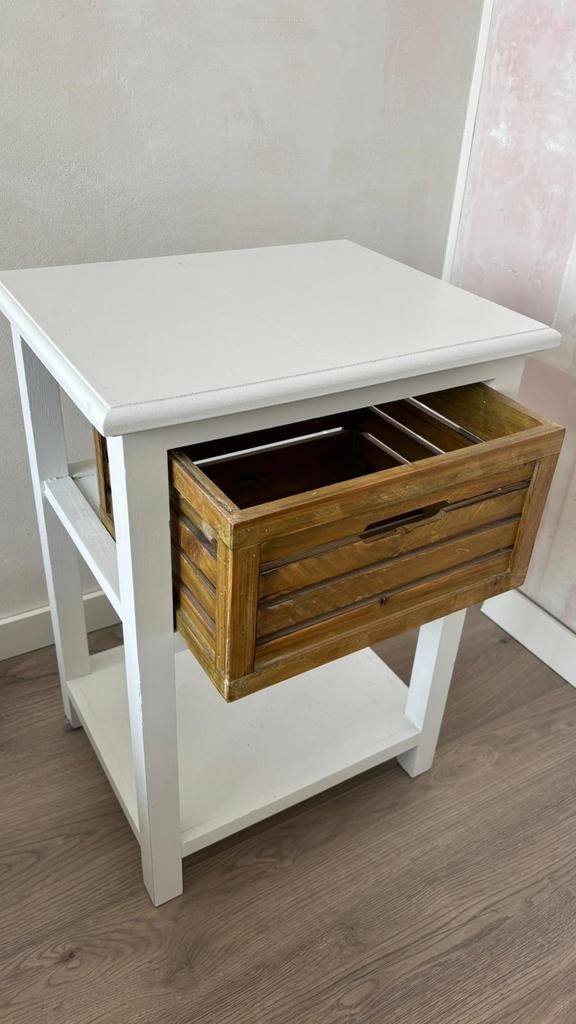 2x Nachtkastje/Bijzettafel met Lade, Huis en Inrichting, Tafels | Bijzettafels, Minder dan 55 cm, Gebruikt, Landelijke stijl, Rechthoekig