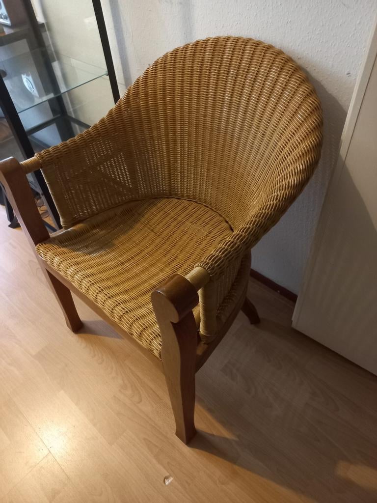 Rotan stoel, Ophalen, Zo goed als nieuw, Bruin, Eén