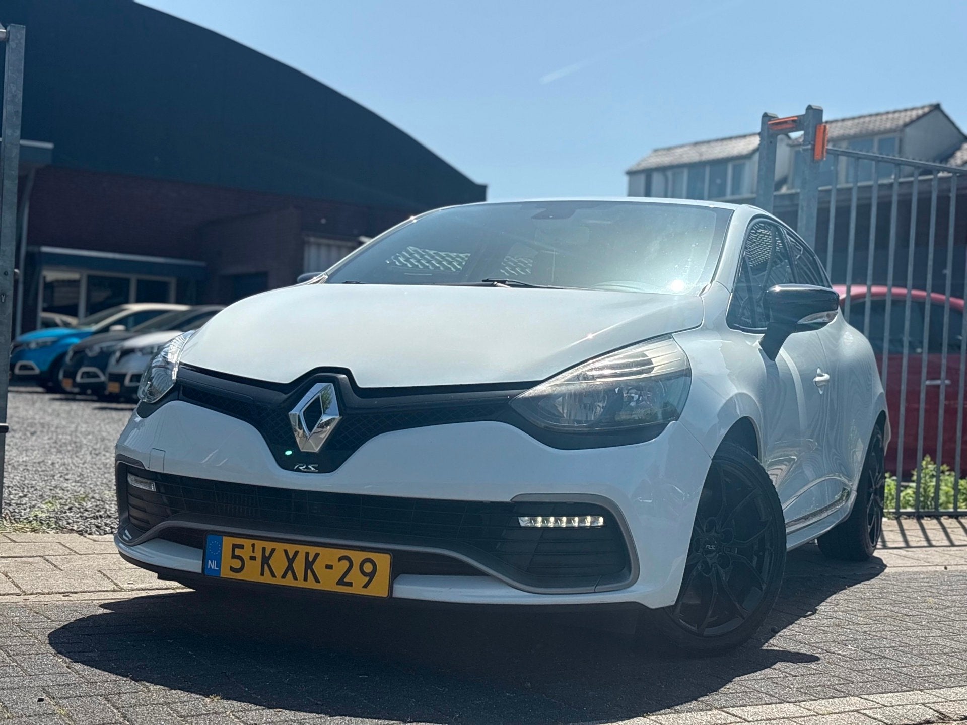 Renault Clio 1.6 R.S. | NL-Auto | 200 PK | Automaat | Climat, Auto's, Renault, Euro 5, Gebruikt, Zwart, 4 cilinders