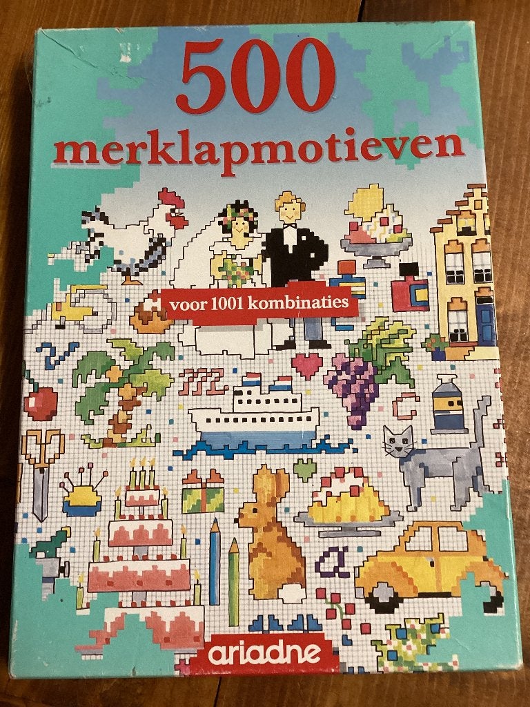 Ariadne 500 Merklapmotieven Borduurpatronen Boek, Ophalen of Verzenden, Gebruikt, Handborduren, Patroon