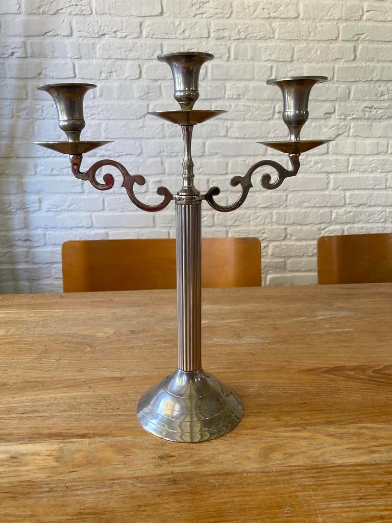 Vintage Zilverkleurige Driearmige Kandelaar Jaren 70, Antiek en Kunst, Antiek | Kandelaars, Ophalen of Verzenden, Overige materialen