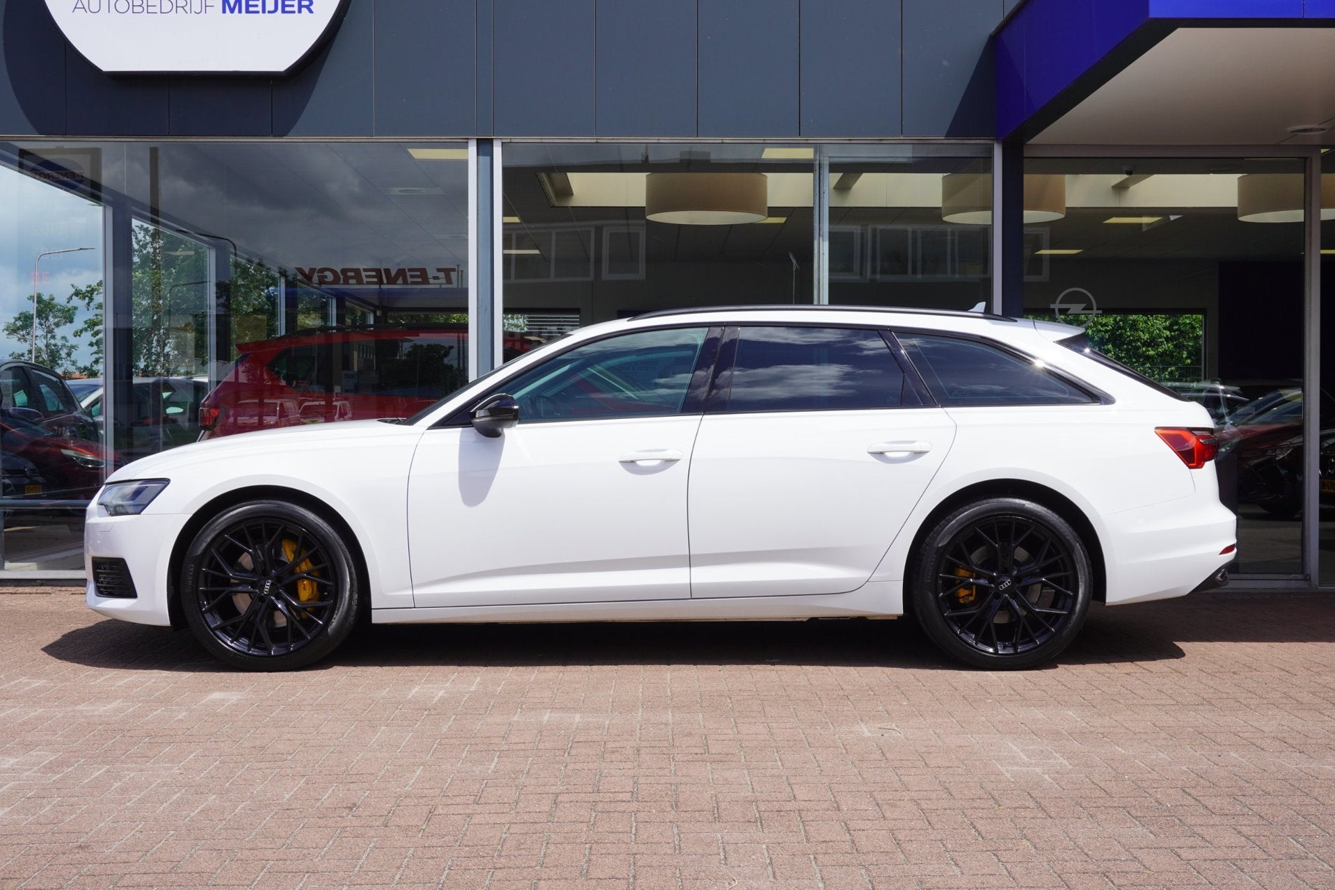 Audi A6 Avant 45 TDI quattro Business edition Automaat | Nav, Auto's, Audi, Gebruikt, Wit, Diesel, 6 cilinders