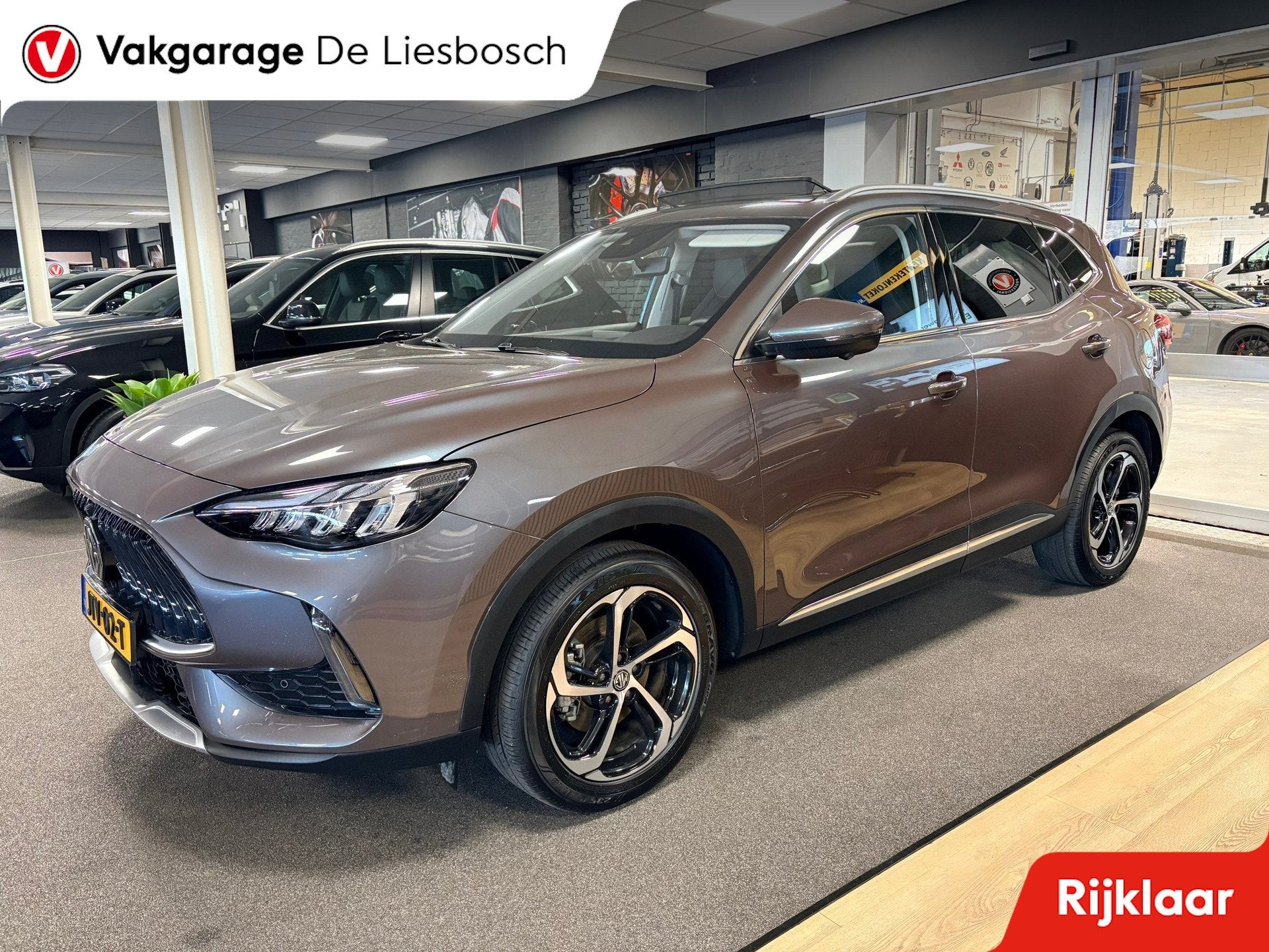 MG EHS 1.5 TGDI Luxury PHEV / automaat / 360camera / Leder/, Auto's, Gebruikt, 4 cilinders, Bedrijf, 162 pk