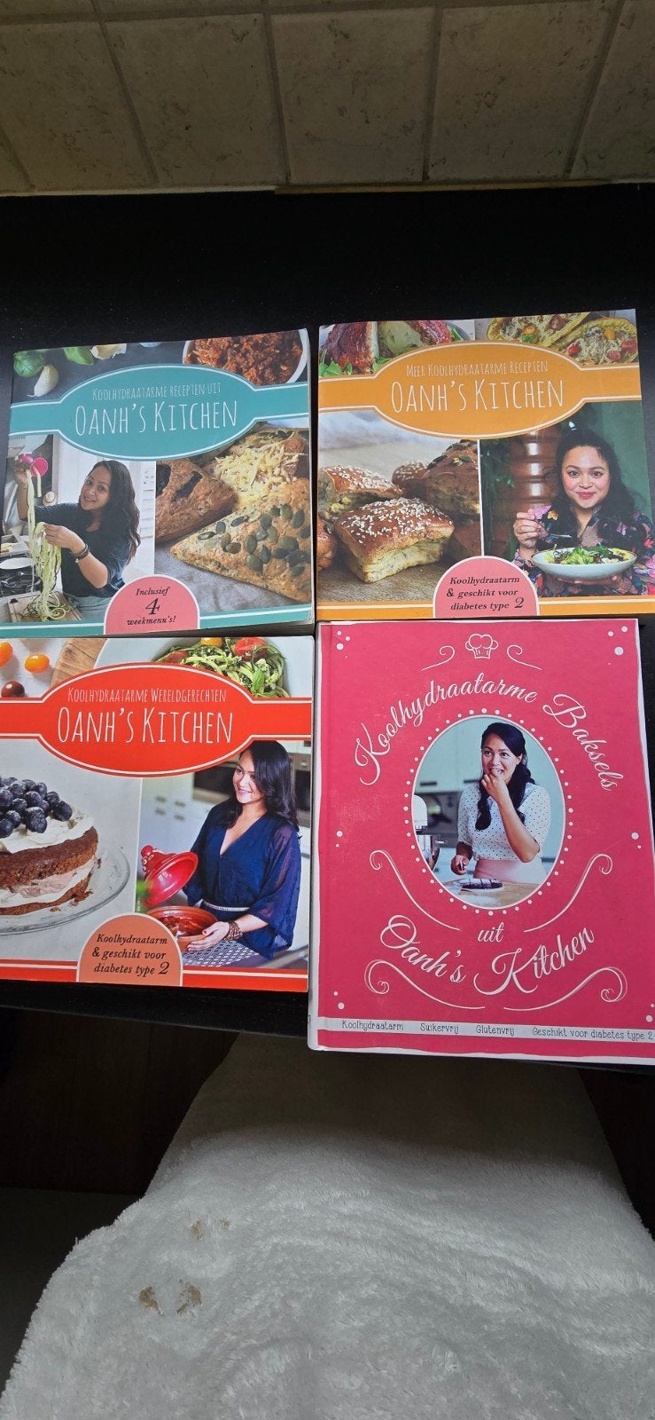 Oanh's Kitchen Kookboeken - Koolhydraatarme Recepten, Oanh's Kitchen, Gezond koken, Ophalen of Verzenden, Zo goed als nieuw