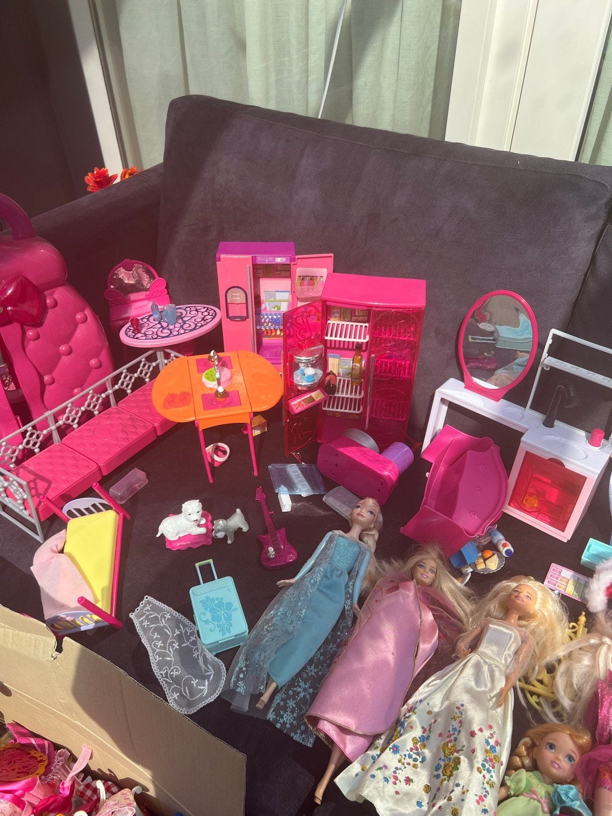 Grote collectie Barbiepoppen en accessoires, Ophalen, Gebruikt, Barbie