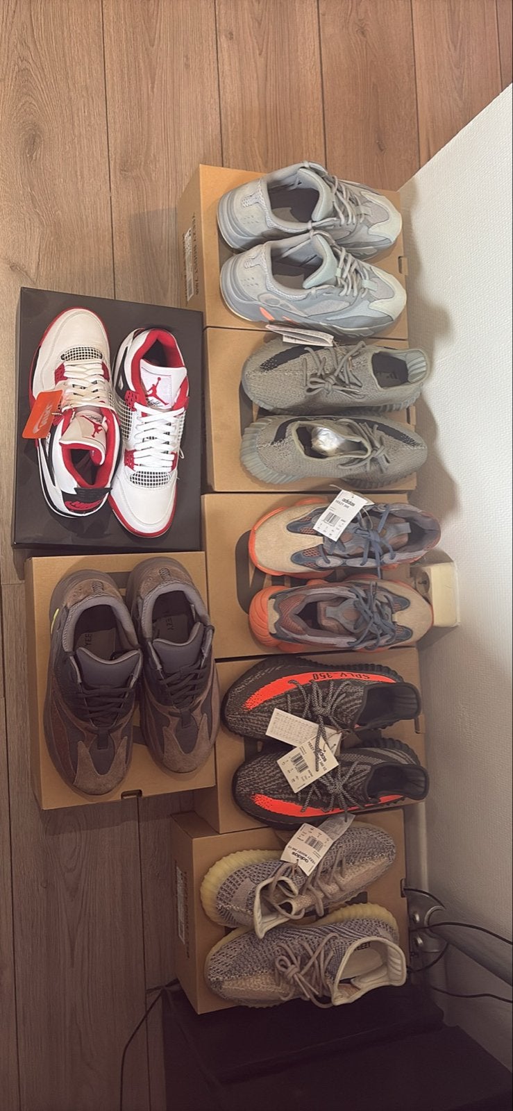 Schoenen collectie Yeezy en Nike Air Jordan sneakers, Kleding | Heren, Schoenen, Ophalen of Verzenden, Nieuw, Overige kleuren