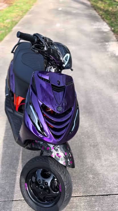 GEZOCHT! Zip 70, Fietsen en Brommers, Scooters | Piaggio, Ophalen, Zo goed als nieuw, Benzine, Zip