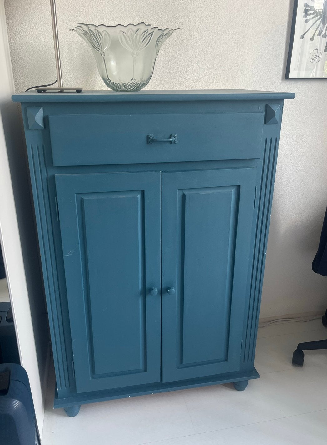 Blauw kastje met lade en deurtjes, Ophalen, Gebruikt